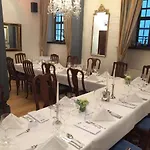 Vier Jahreszeiten Hotel