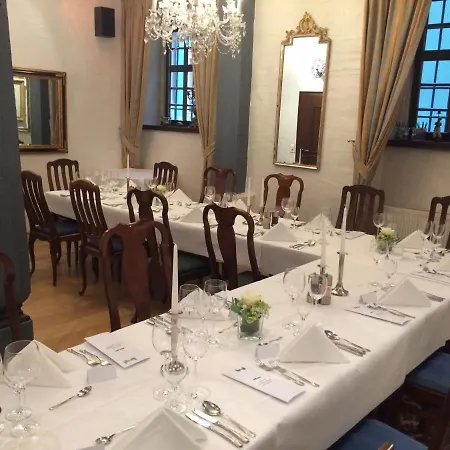 Vier Jahreszeiten Hotel